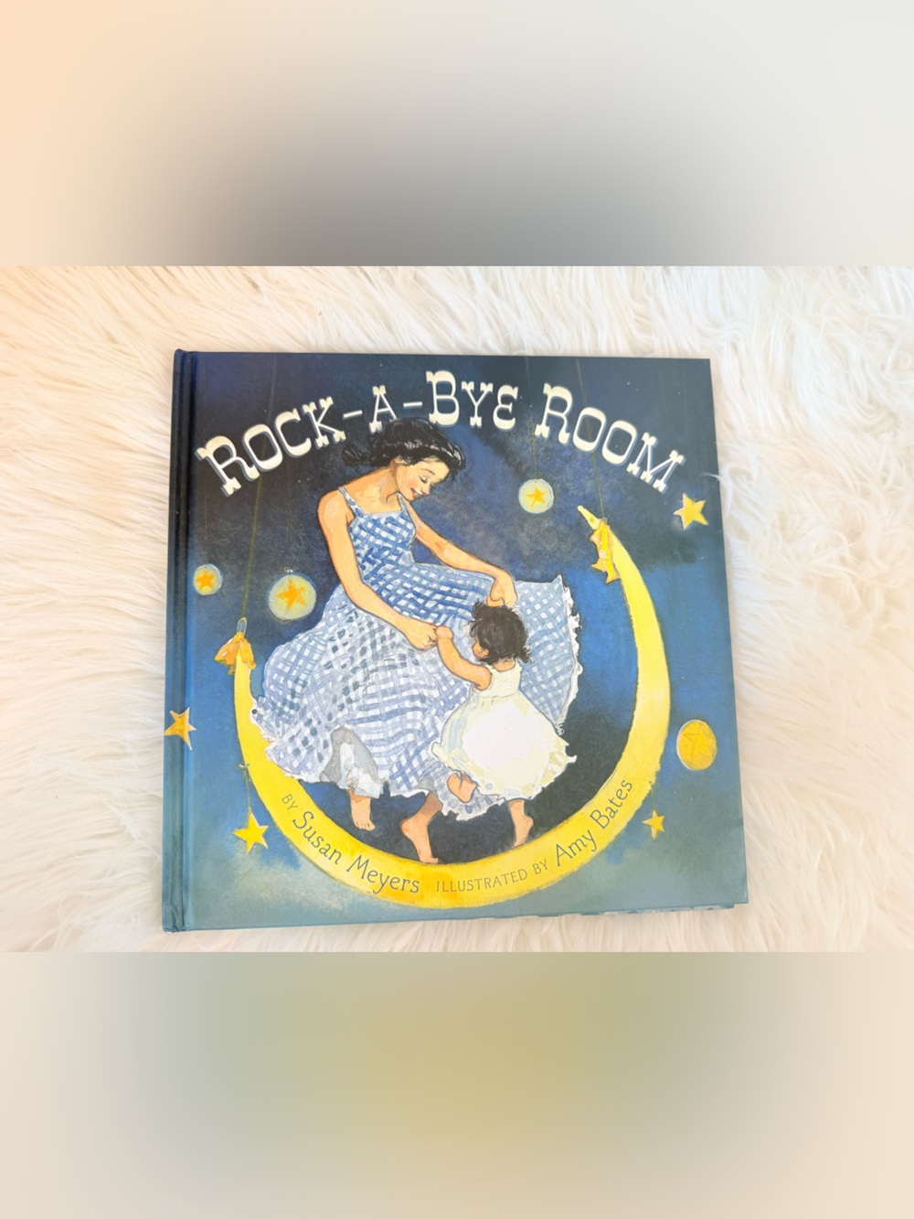 💫10/$25 • Rock A Bye Room Hardcover Picture Book